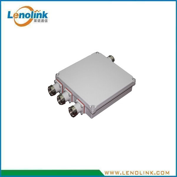 Triple band RF combiner combining LTE 5G frequency bands for DAS system